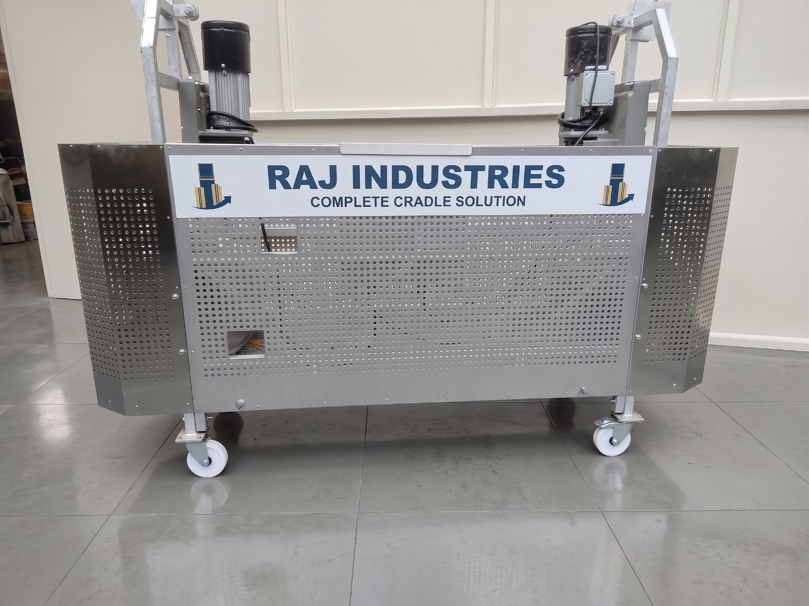 Raj Industries glass lifting crane
